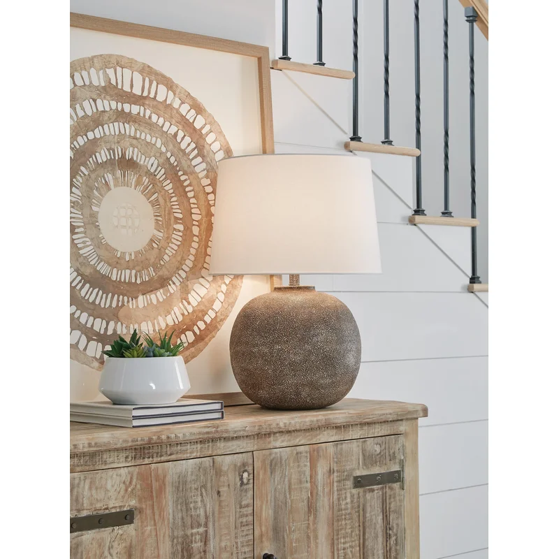 Neavesboro Metal Table Lamp (1/CN)