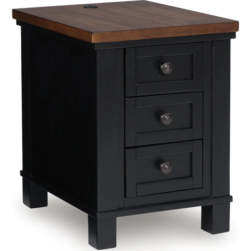 Wildenauer Chairside End Table - Brown/Black