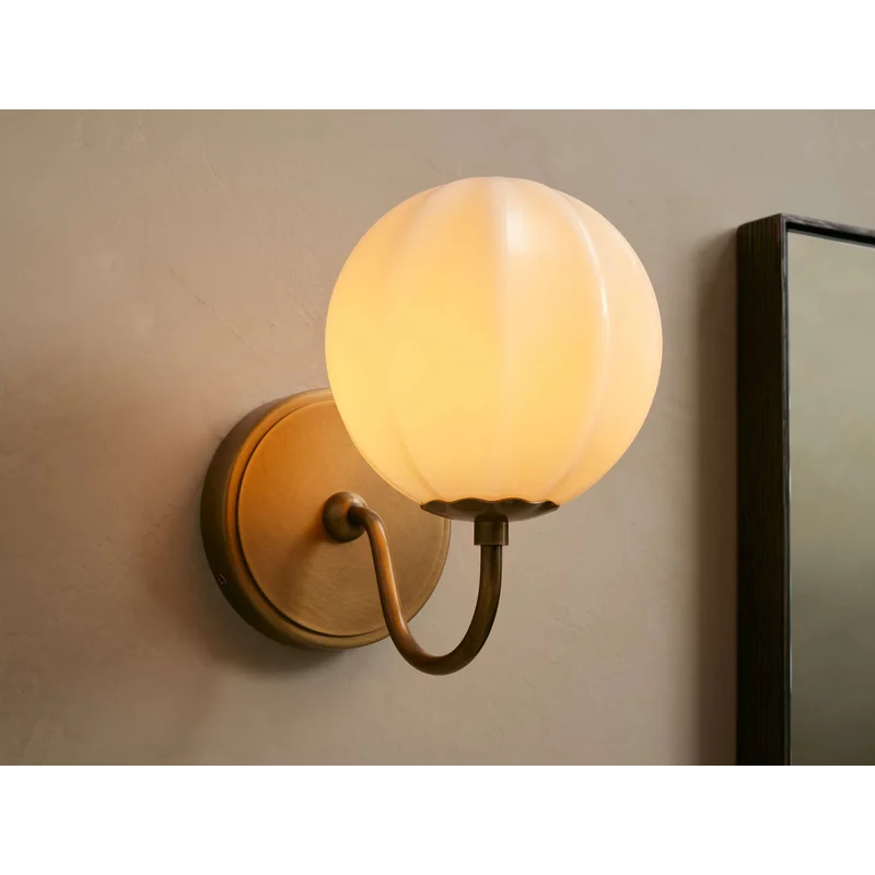 Agnes Gooseneck Sconce