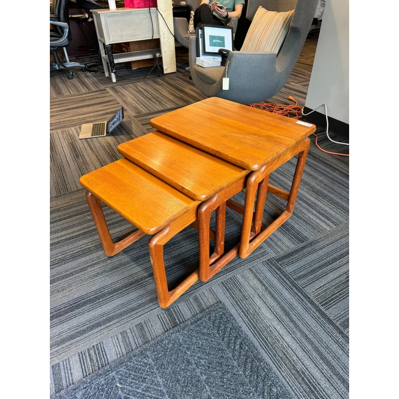 3 vintage Tarm Stole Mobelfabrik nesting end tables